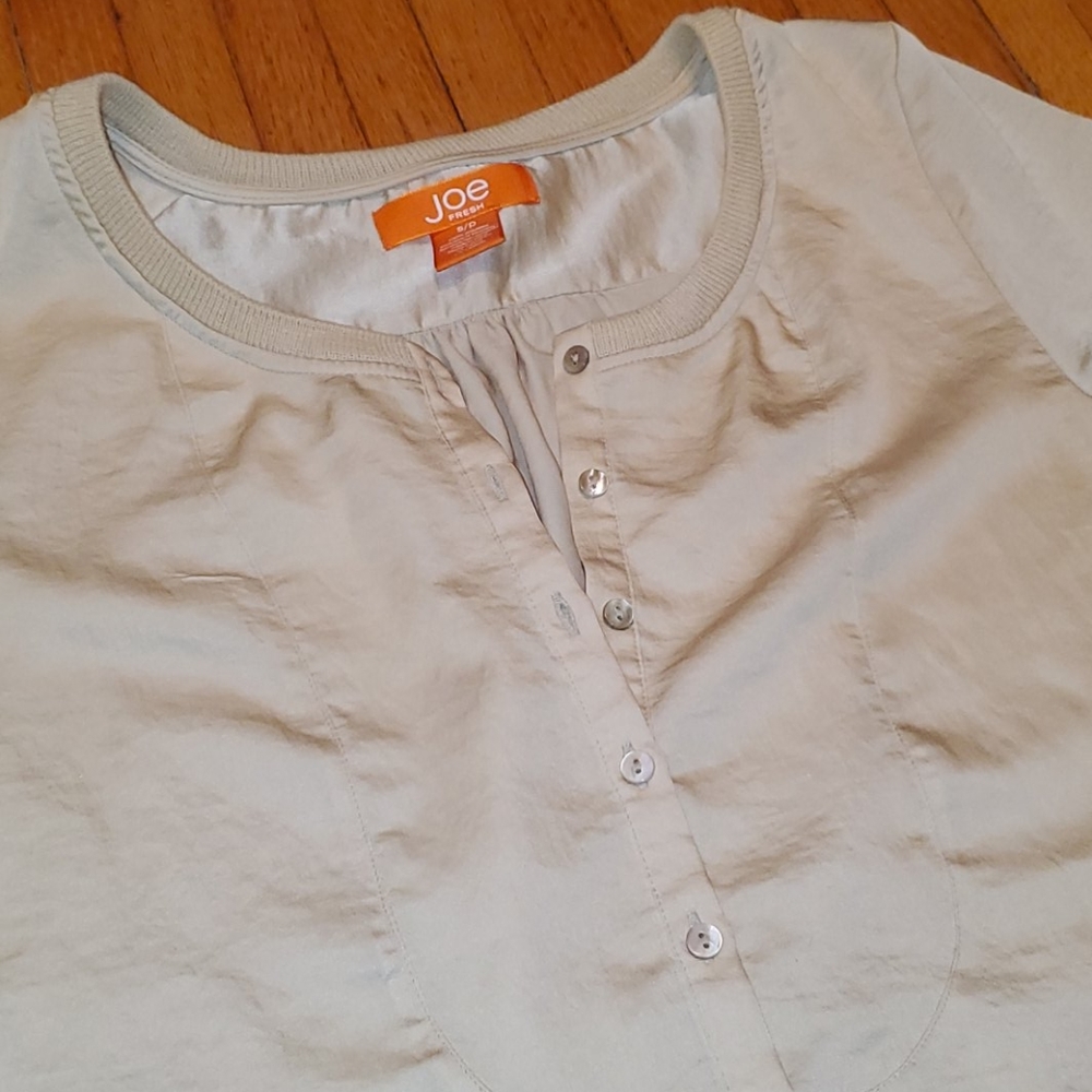 Silky champagne top
